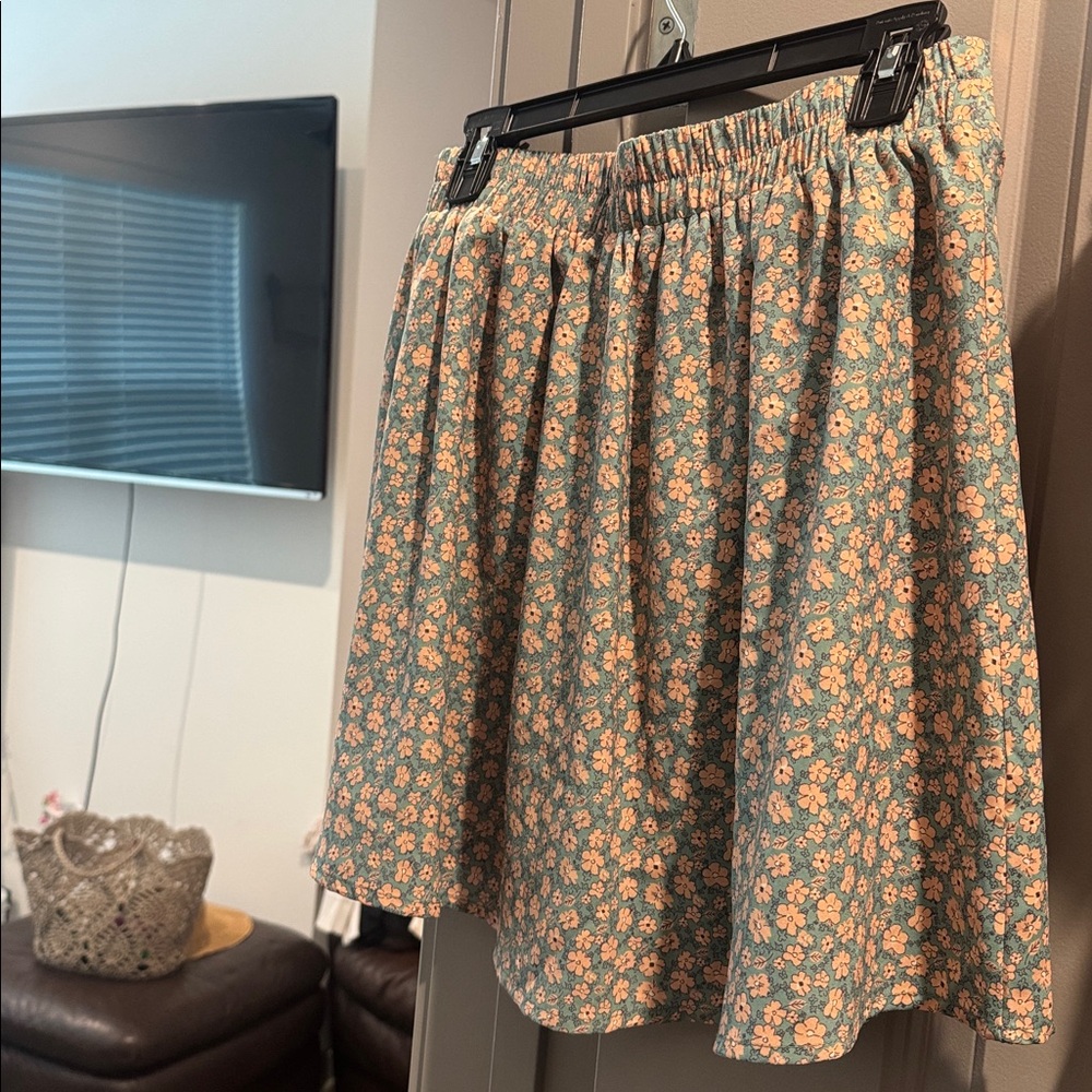 Floral Skater Skirt in Green and Pink - Picture 2 of 4